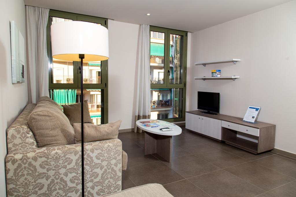 Pierre & Vacances Barcelona Sants Eksteriør bilde